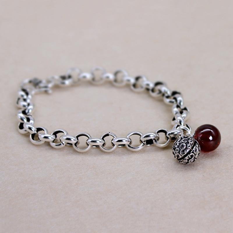 Bracelet Grelot avec Grenat Rouge